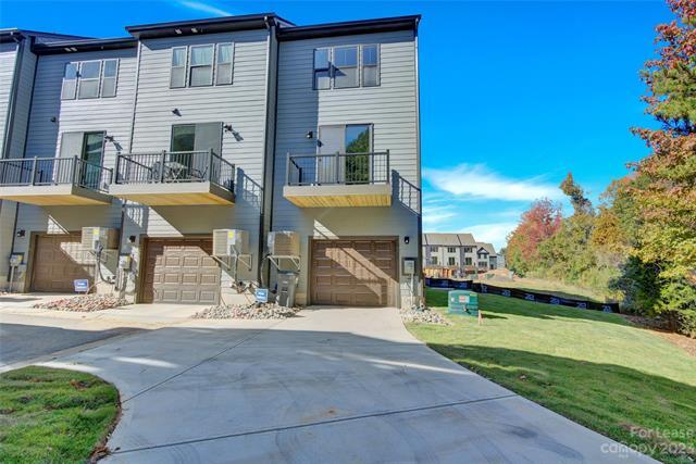 Building Photo - 425 Tristram Ln