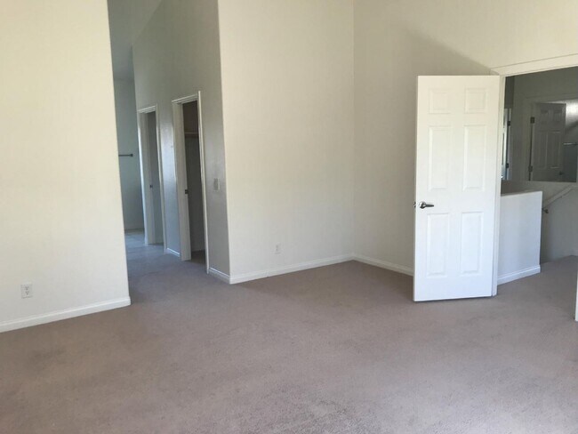 Foto del edificio - 863 Park Walk Ave