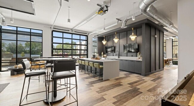 Foto del edificio - 2314 Berryhill Rd