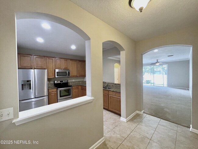 Foto del edificio - 3676 Hartsfield Forest Cir