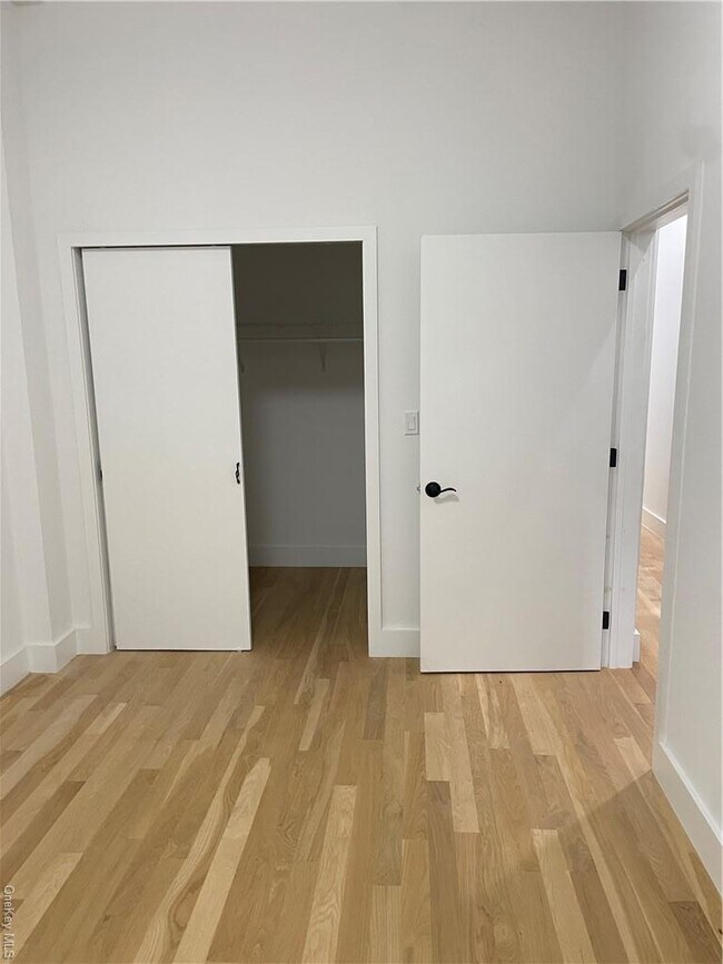 Foto del edificio - 17 Jefferson Ave