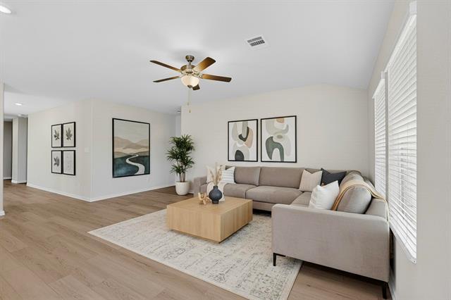 Building Photo - 504 Tidal Dr