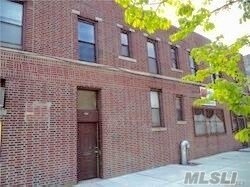 Building Photo - 2618 Clarendon Rd