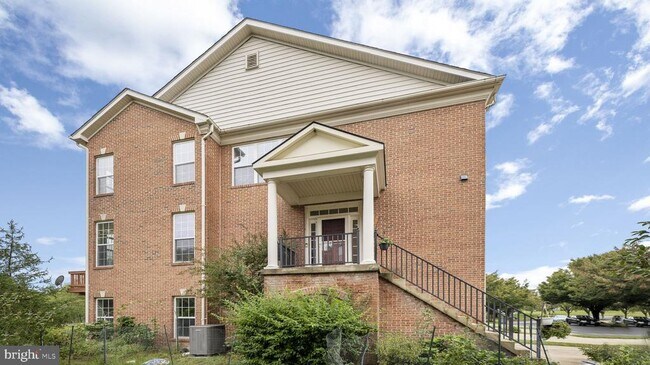 Foto del edificio - 13650 Mills Farm Rd