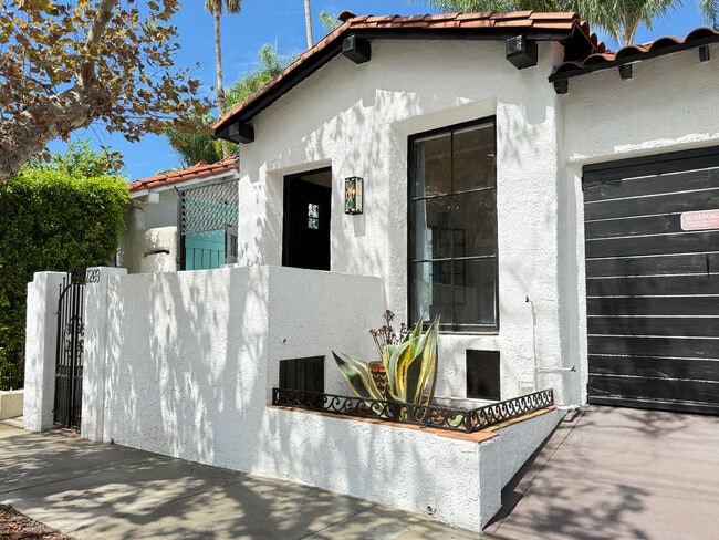 Building Photo - 7269 Waring Ave