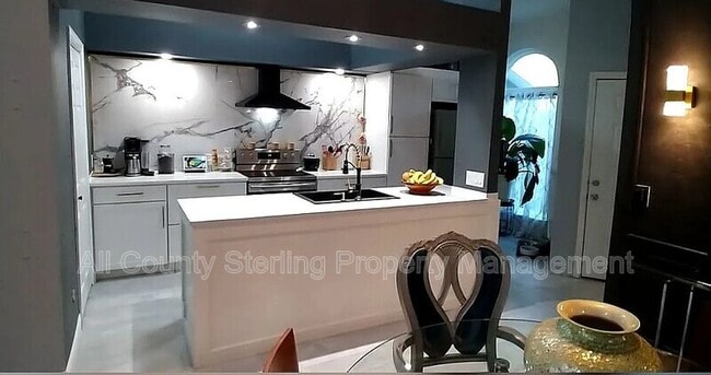 Foto del edificio - 3836 SW 30th Terrace