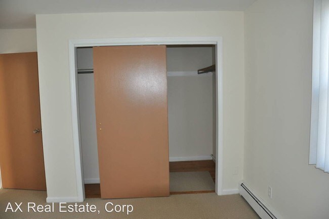 Building Photo - 82 Inwood Ave