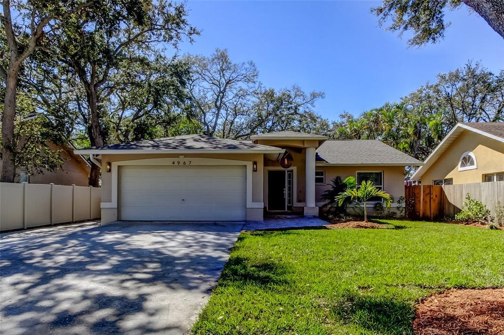 Foto principal - 4967 162nd Ave N