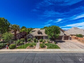 Building Photo - 2478 E Springs Dr