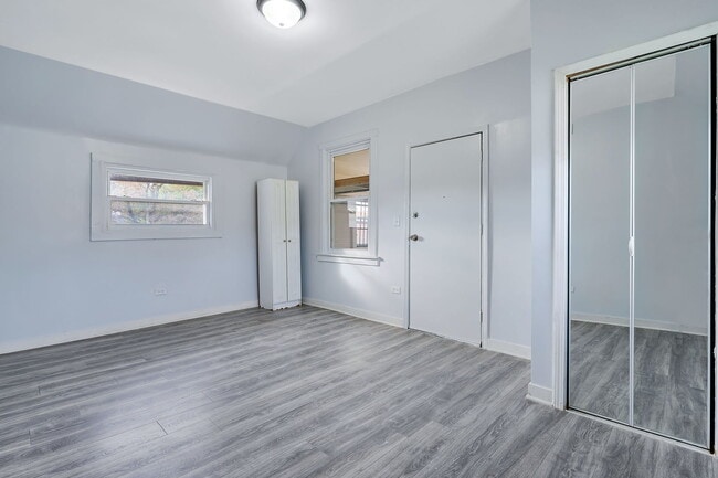 Building Photo - 8440 S Peoria St