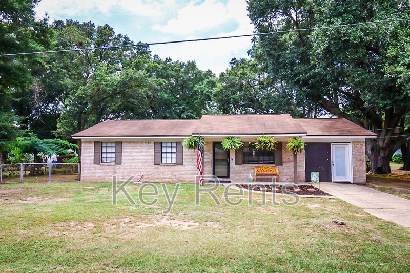 Primary Photo - 4715 Pecanwood Pl