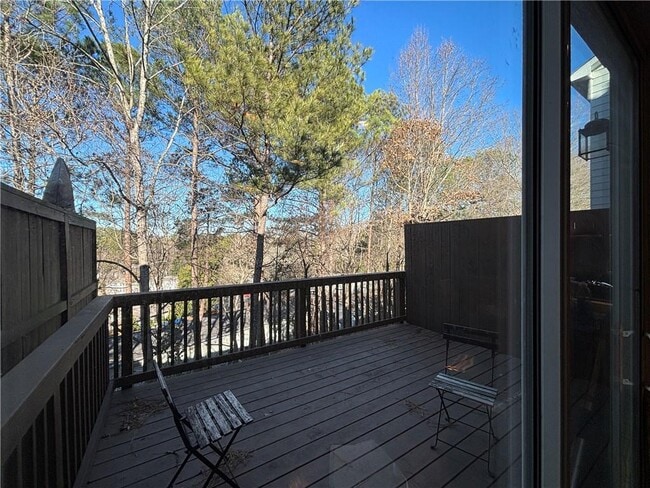 Foto del edificio - 1161 Liberty Pkwy NW