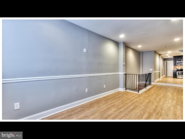 Building Photo - 2120 E Fayette St