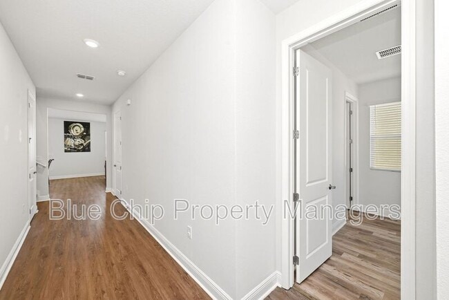 Foto del edificio - 1128 Sugarwood St