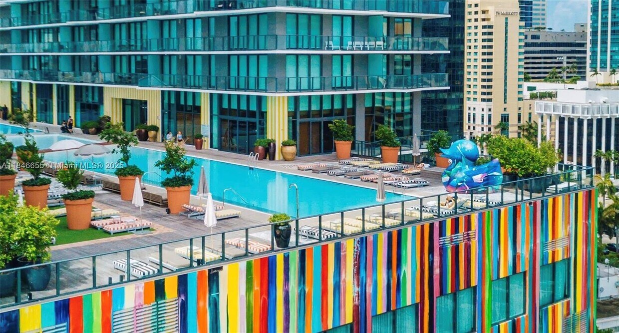 Foto principal - 1300 S Miami Ave