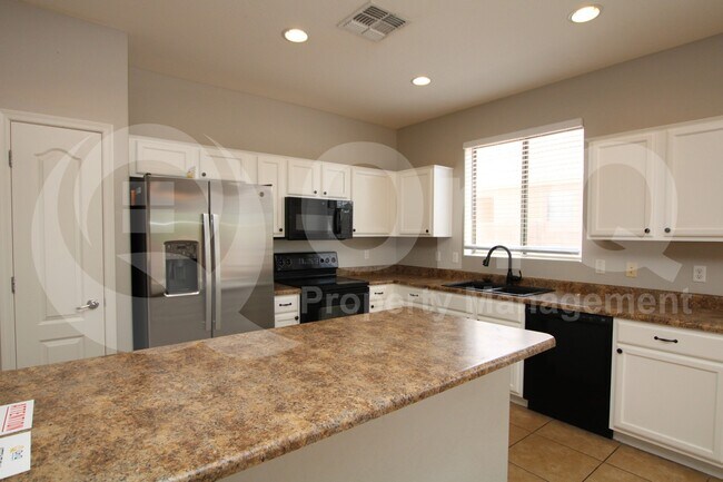 Foto del edificio - 6830 S Sunnyvale Ave