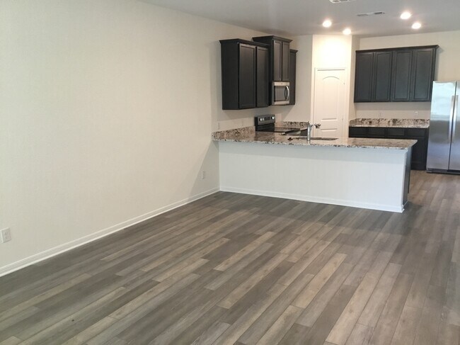 Building Photo - 1378 Treeta Trail