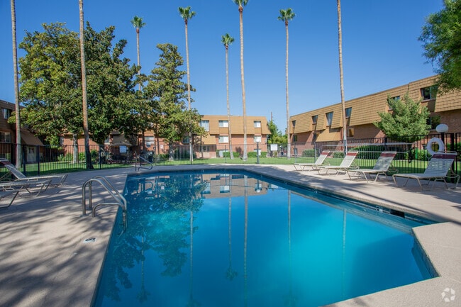 Piscina - BELLA FLORA