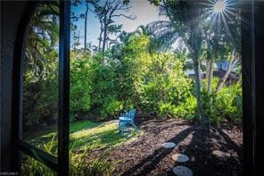 Building Photo - 365 Bay Forest Dr