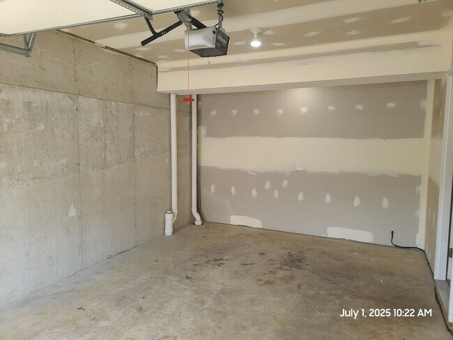 Foto del edificio - End Unit Town Home in Waynesboro, PA!