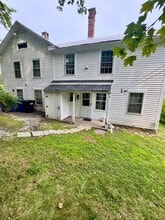 Building Photo - 111 Rockwell St