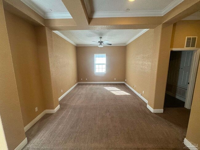 Foto del edificio - 7071 Lake Joanne Dr