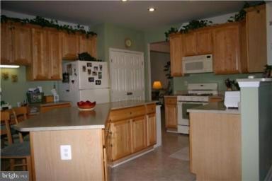 Building Photo - 217 Olde Beau Ct
