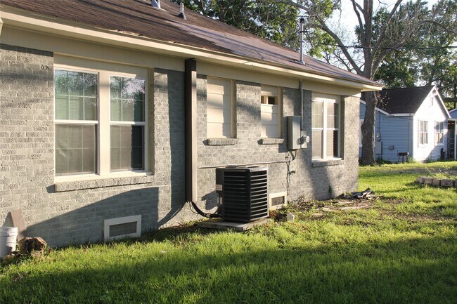 Foto del edificio - 724 Bowie St