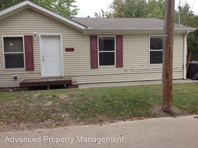 Building Photo - 3 br, 2 bath House - 410 S. Manhattan Ave.