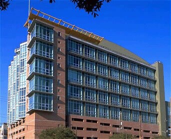 Building Photo - 2 Bedroom in Houston, TX 77002