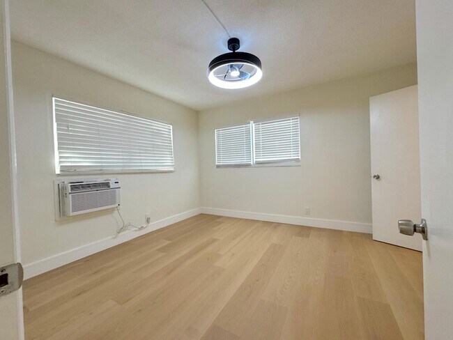 Foto del edificio - 2815 NE 33rd Ave