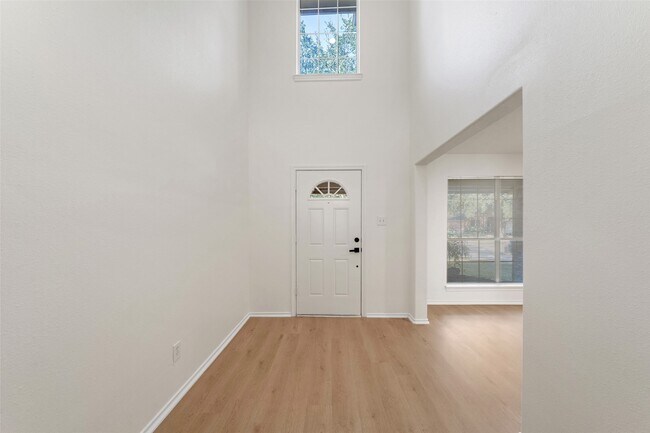 Foto del edificio - 6734 Atasca Creek Dr