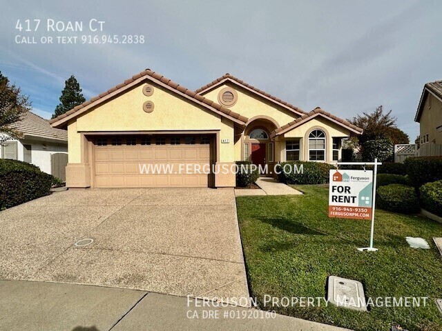 Primary Photo - Gorgeous Rosetree Model with a Large Backyard