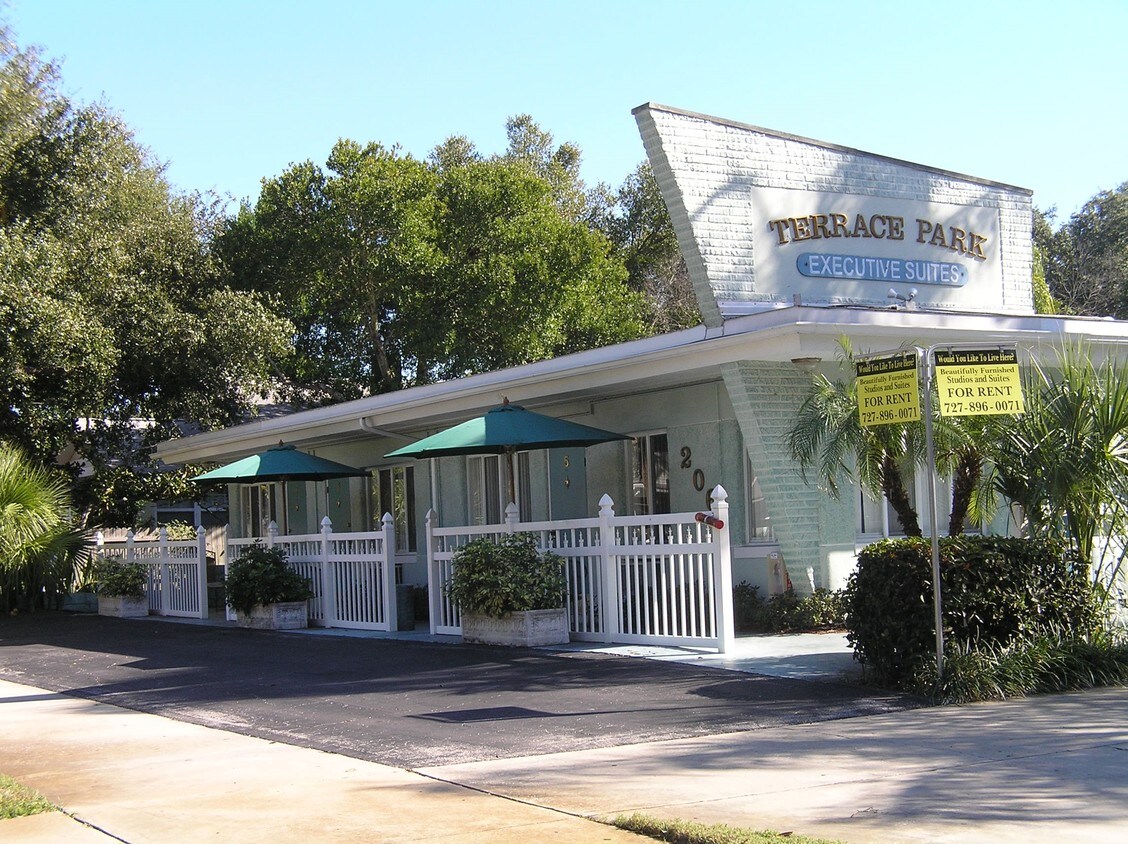 Foto del edificio - Terrace Park Villas