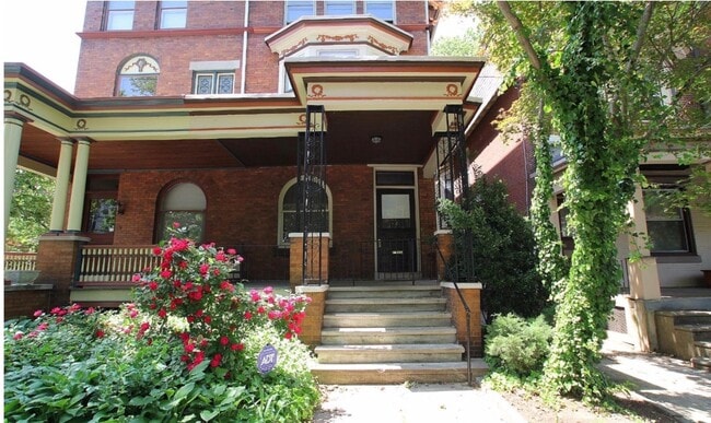Building Photo - 536 S. 48th St.