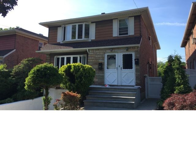 Primary Photo - 219-11-219-46 46th Ave