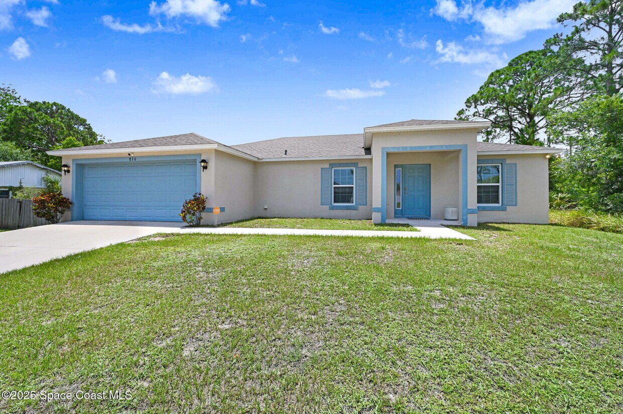 Foto principal - 870 Buchanan Ave SE