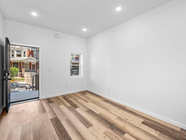 Foto del edificio - 2 Bedroom Apartment in Philadelphia
