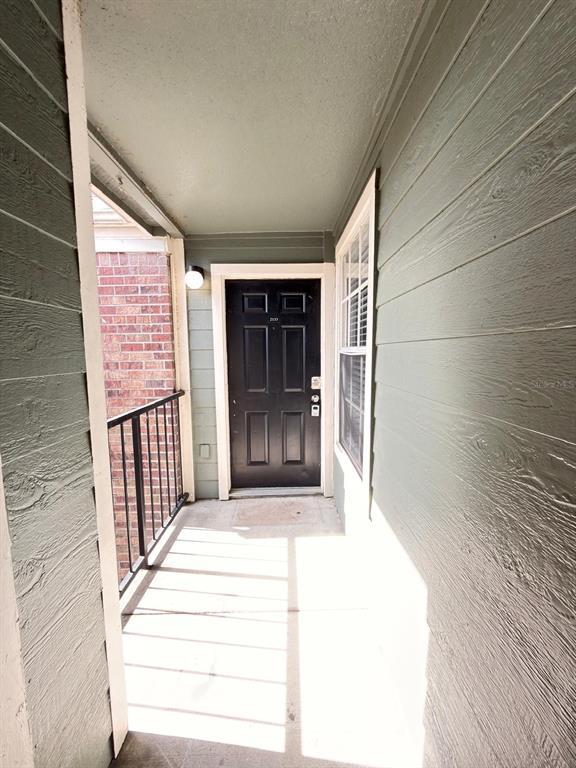 Foto del edificio - 5028 Park Central Dr