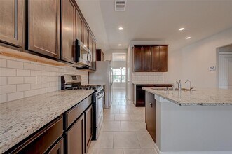 Building Photo - 2206 Mirror Ridge Ct