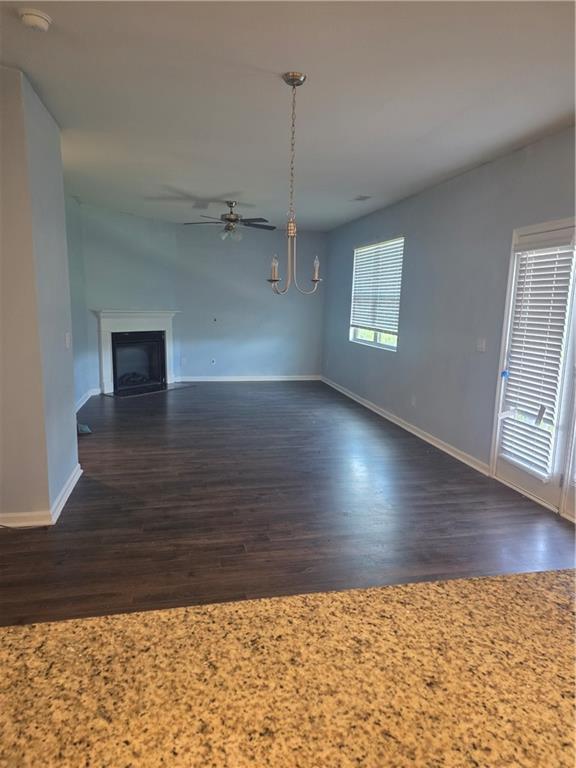 Foto del edificio - 1494 Townsend Ct