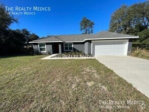 Building Photo - 15662 SW 27th Ave Rd