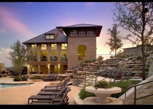 Foto del edificio - 6433 Champion Grandview Way