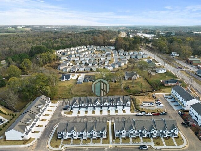 Building Photo - Brand NEW 3 Bedroom Townhome in Pendergras...