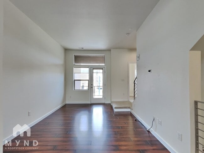 Building Photo - 10254 E 29th Dr