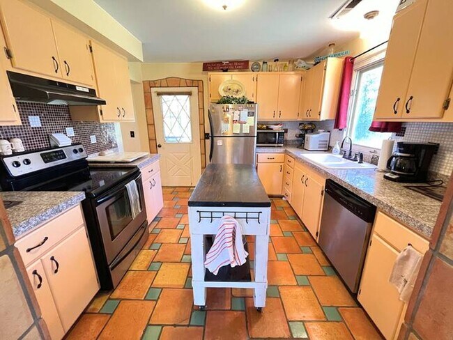 Foto del edificio - Horsemans Property