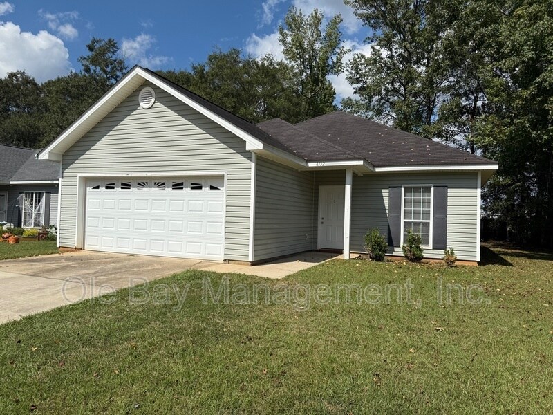 Foto principal - 8732 Fangorn Rd