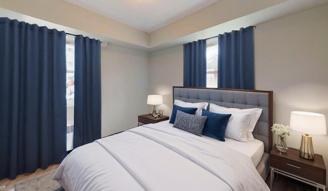 Building Photo - Mayfair Apartments