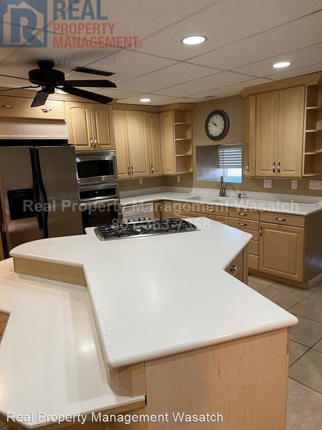 Primary Photo - 2 br, 1 bath House - 695 S Main St Basement