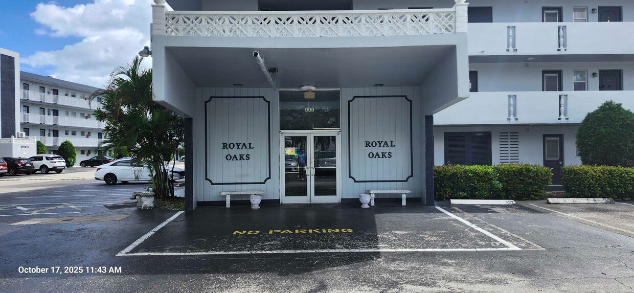 Spacious 1 Bed + Den | 1.5 Bath Apartment ... - Spacious 1 Bed + Den | 1.5 Bath Apartment ...